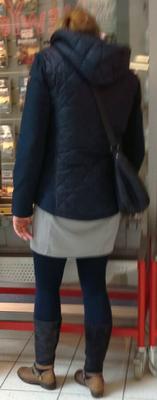 Candids - Perra ratón de biblioteca en pantimedias opacas
