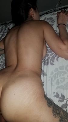Goth hotwife fodida e creampied pelo melhor amigo