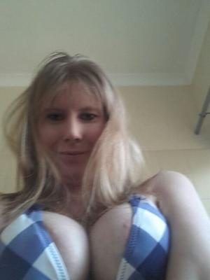 Karen - Salope - Vidage de fichiers