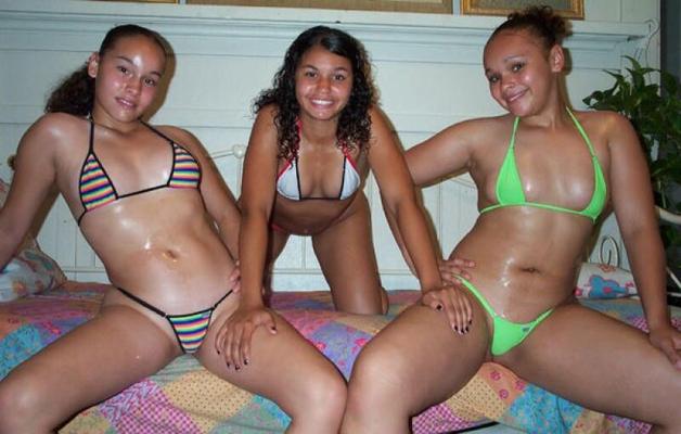 Mey Bikini Girls