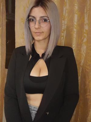 Raluca-Andreea a nice Romanian
