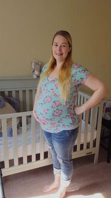 Prego rubia caliente necesita un aborto de la BBC