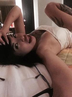 Sexy mexicana tatuada