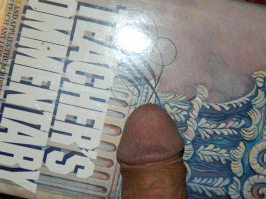 Bite exposée au Bon Livre