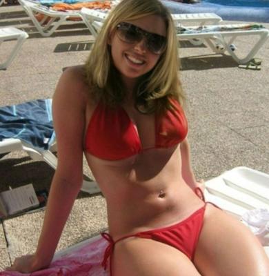 Caroline, schicke MILF, diese Schlampe ist bereit für eine Vergewaltigung, sie ist es