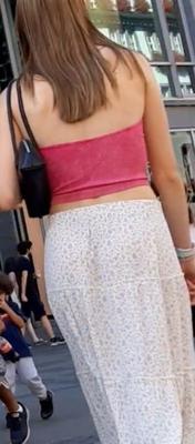 Streetgirls em saias