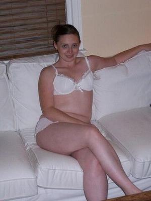 Slutty Wife - MILF
