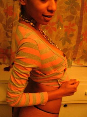 Petite Amie Amateur Nue 38
