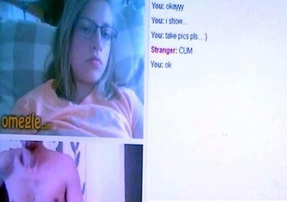 Camsex mit dem süßen Omegle Girl Cumshot