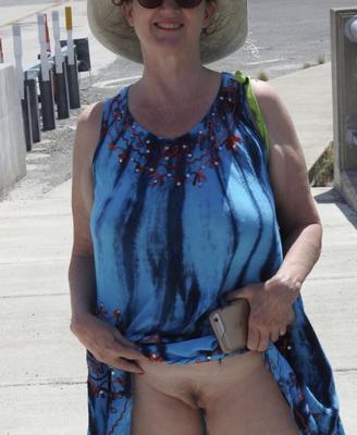Liz Blue Dress Flash