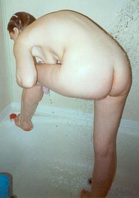 Gorgeous Redhead Candids - pantyhose and nude