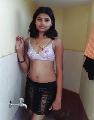 adolescente indiano tira nu