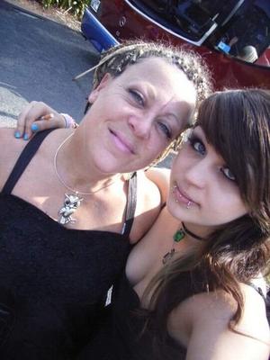 Adolescente emo e sua mãe