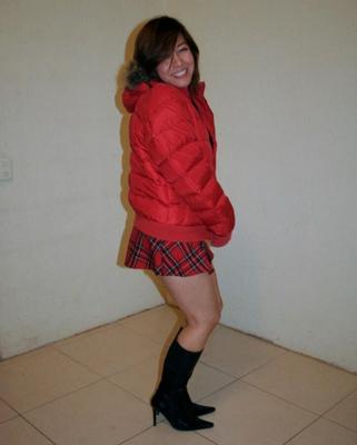 NOHE: Colegiala Madura Caliente