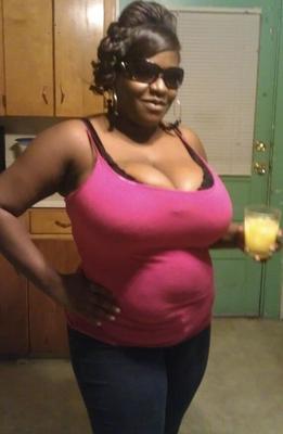 fine ass big titty sista