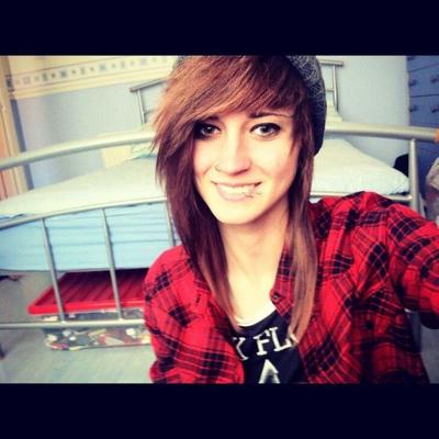 Laura ist bereit zu gefallen