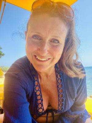 ウェンディ カムのための顔を持つセクシーなイギリス人熟女ふしだらな女