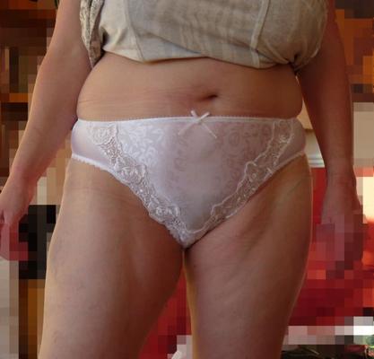Louise - más fotos de bragas