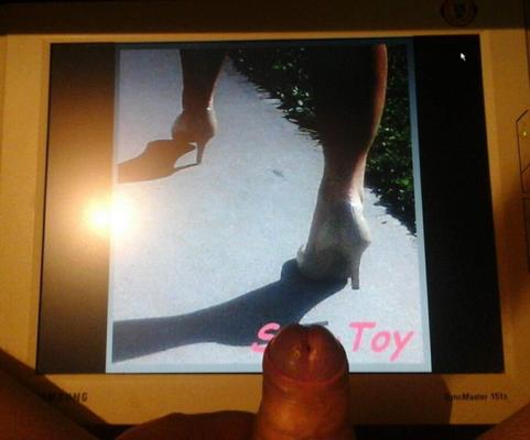hommage à naughtyasianladylegs