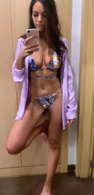Sarah la MILF merece tu semen EDGE GOON