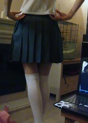 Schoolgirl dressing up games