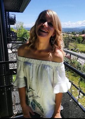 Elisia, 31 Jahre alt, aus Manosque, Frankreich