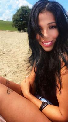 Facebook M.I.L.F.  - Kiana