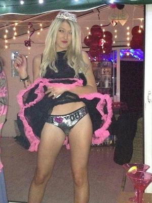 Charlotte W - Puta princesa Chav del sur de Londres