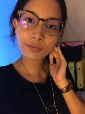 Bonita nena exótica