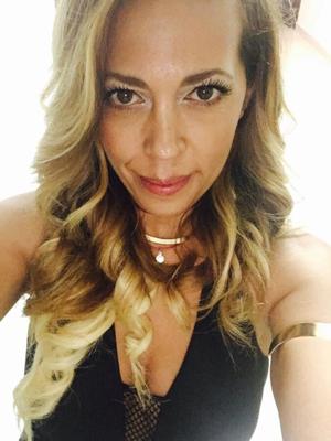 Esposa Mônica