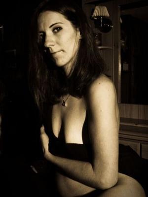 Nicole MILF