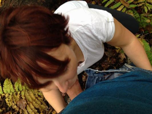 M et S, couple du New Hampshire, elle se masturbe