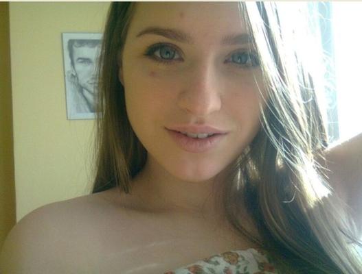 angelika non nude bitch