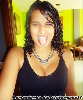Peituda puta adolescente Layla do FB Espanha