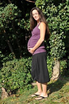 Maman enceinte à souiller - schwangere Amateurin