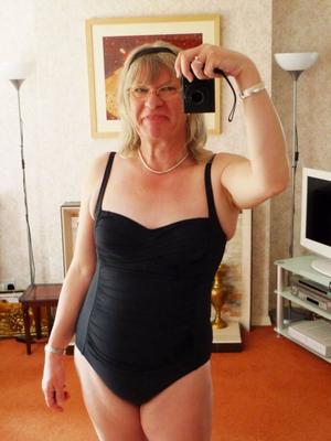 Sexy in Badeanzügen