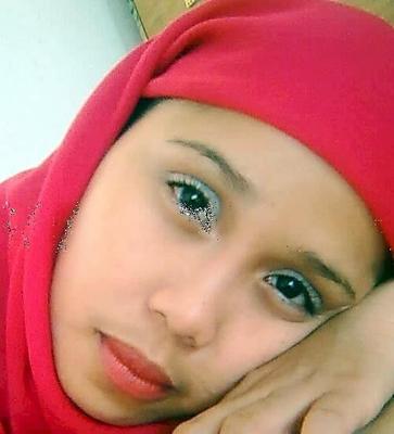 Petite Muslim Girl For Faking