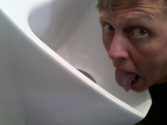 ラース・ヴィイドのトイレ奴隷