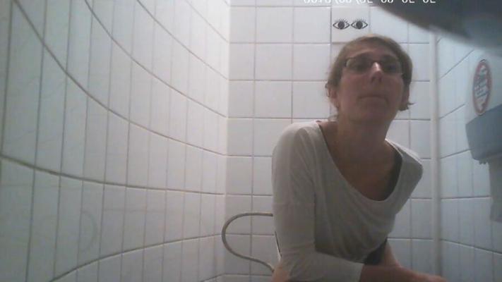 Toilet Voyeur