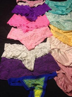 私が履いているパンティーの小さなコレクション