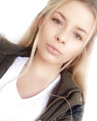 ADOLESCENTE TEONI
