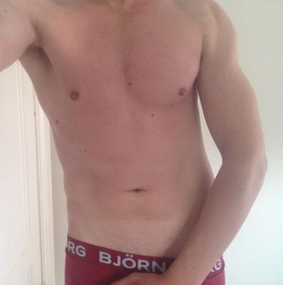 Pênis grande e gordo em boxers