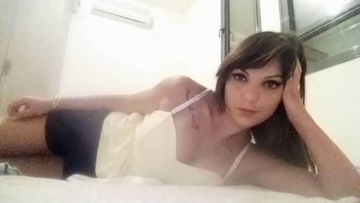 兼と偽のセクシーな友達