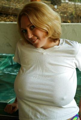 rubia tetas