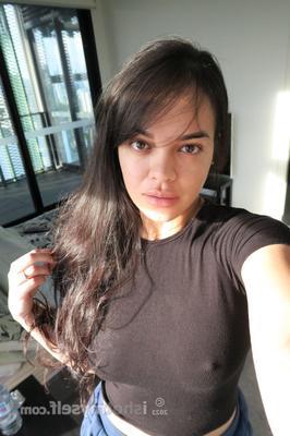 linda columbian latina amateur self shot