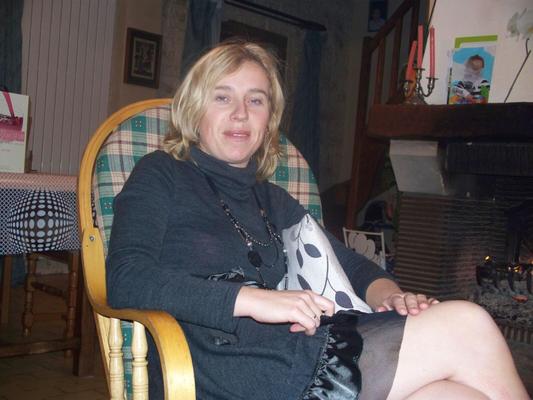 Quente francês MILF com seu marido