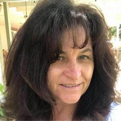 Deanna (slut wife)