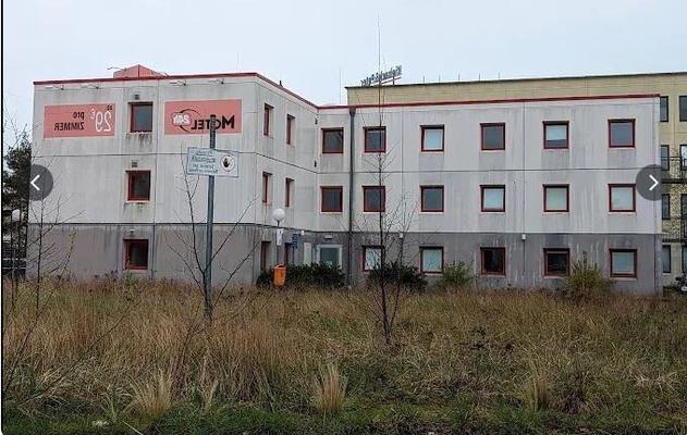 in dieses Hotel geht es für mich mit Albert und Maik