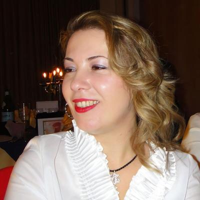 Casero amateur 38 esposas y novias posando para sus hombres