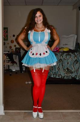 Costume de salopes, Alice.